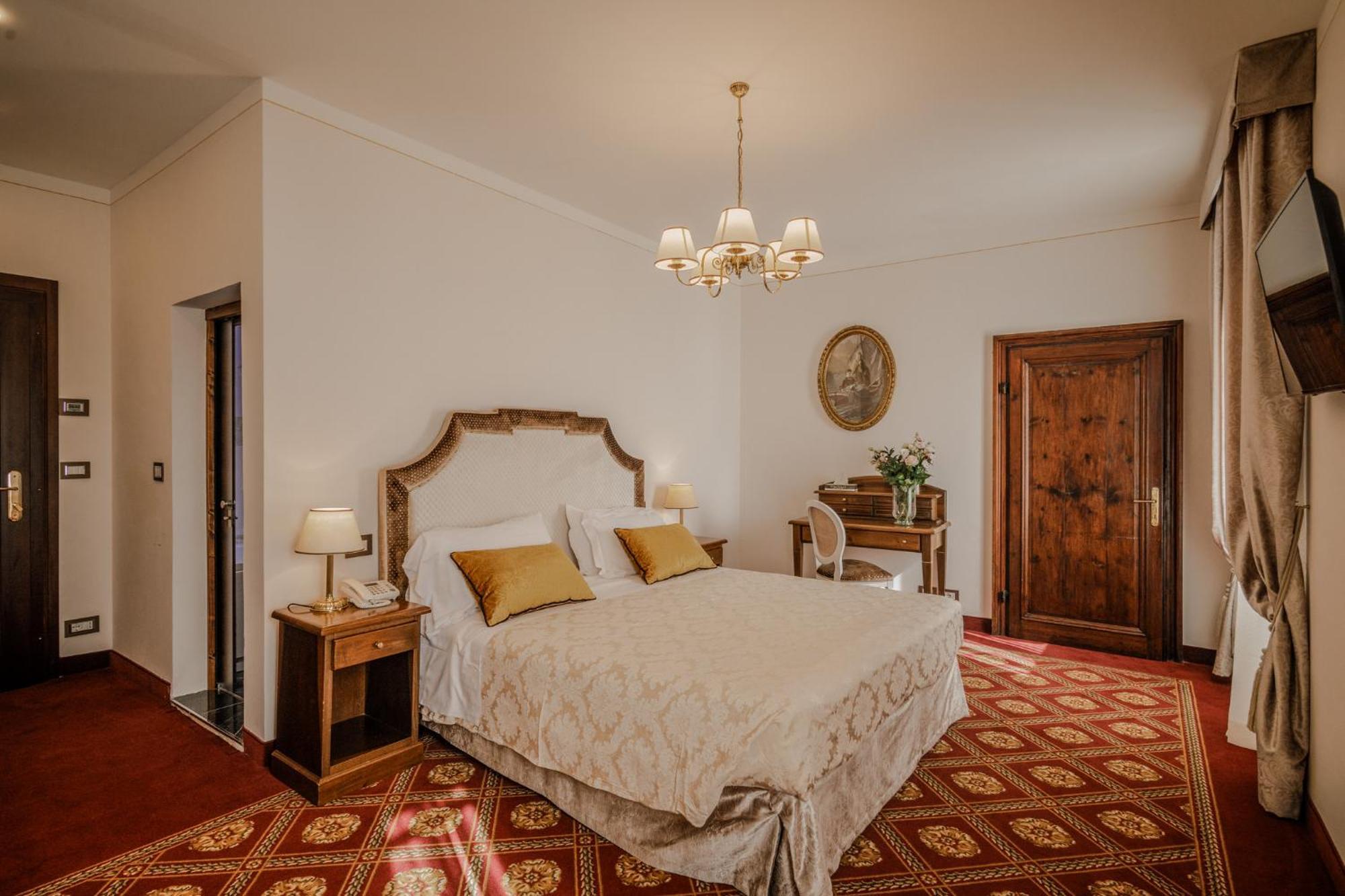 Villa Lecchi Hotel Wellness Colle Val D'Elsa Exterior photo