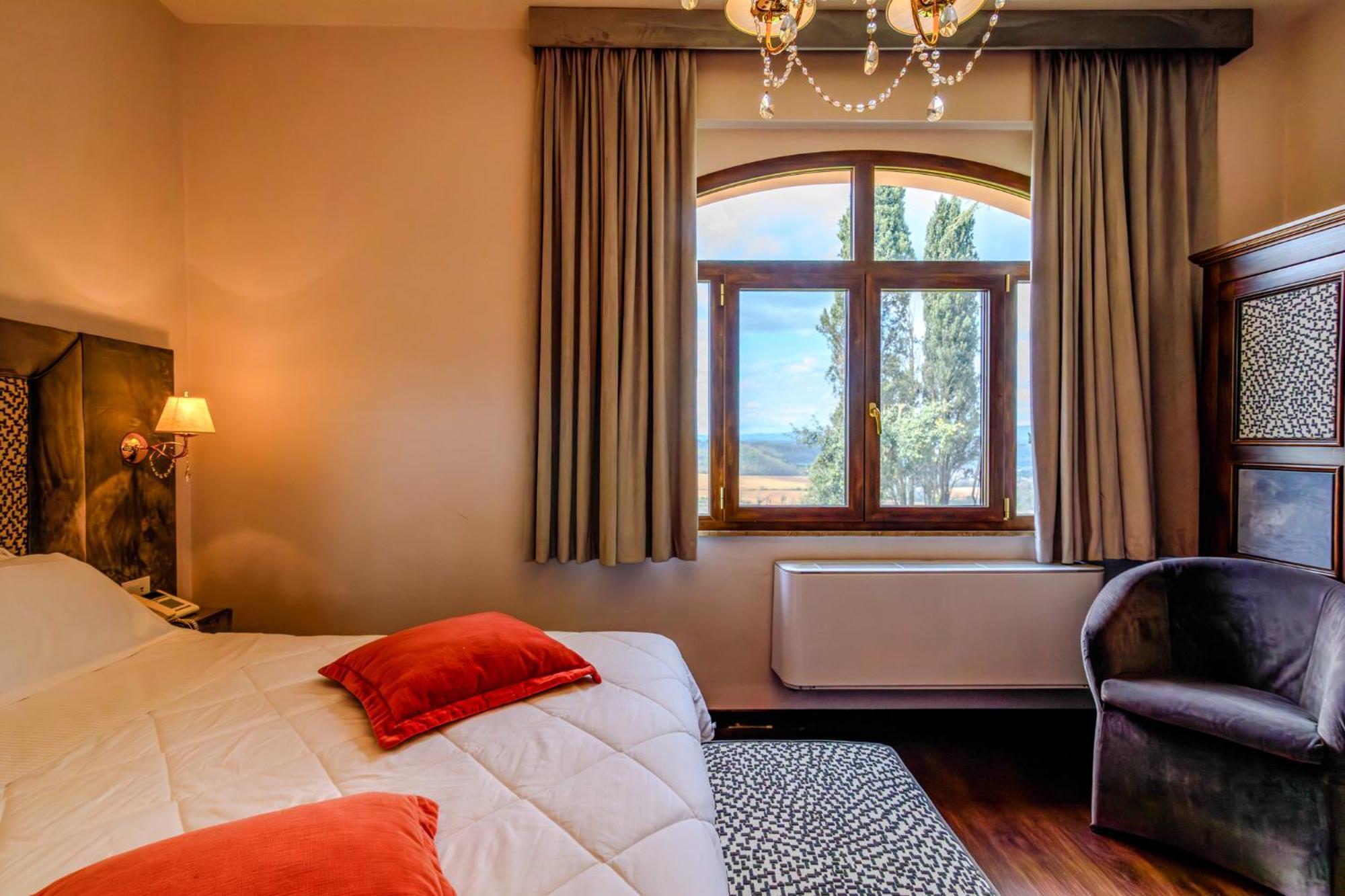 Villa Lecchi Hotel Wellness Colle Val D'Elsa Exterior photo